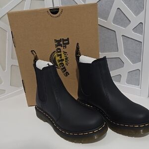 Dr. Martens Black Leather Chelsea Boots NIB